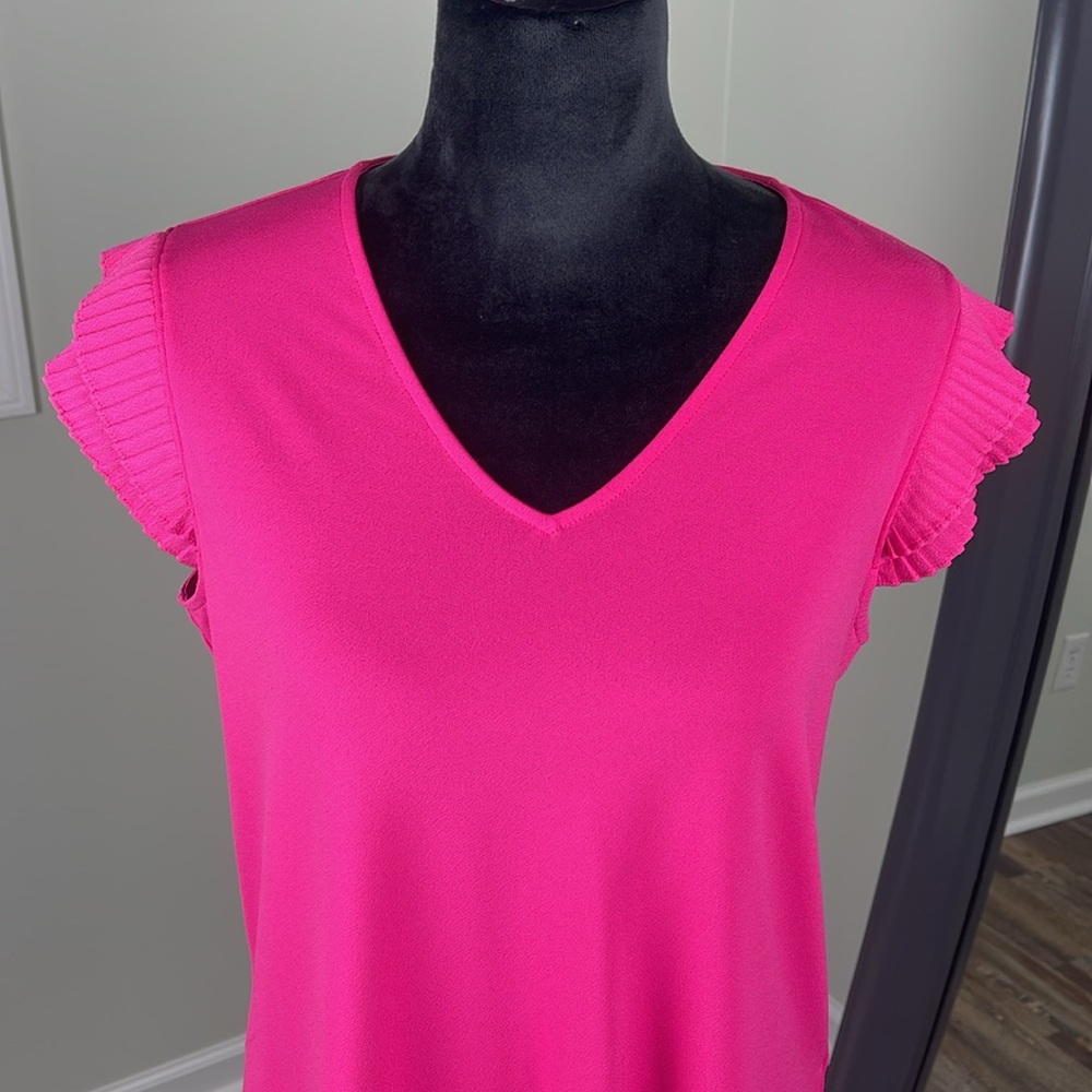 Adrianna Papell Vibrant Pink Women's V-Neck Top Ladies Size M - Picture 3 of 10